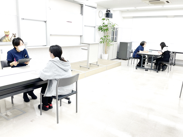 就職活動が始まりました！